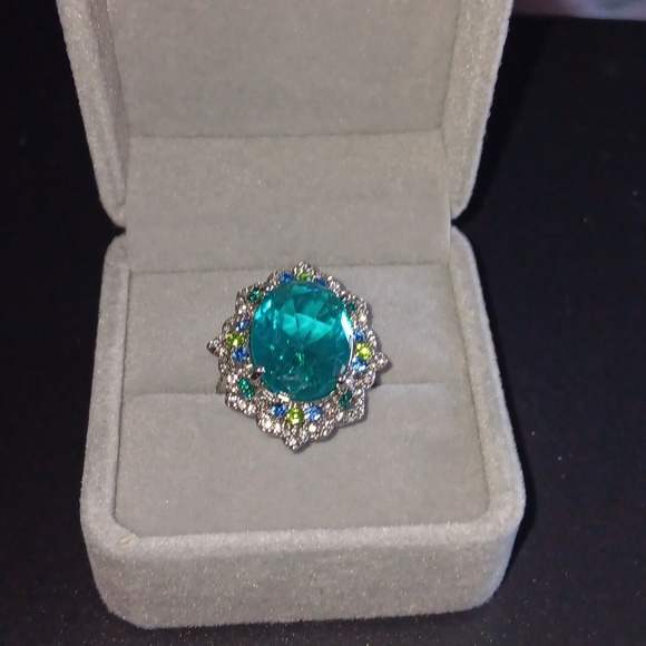 Dinner ring size 7 - Picture 1 of 2